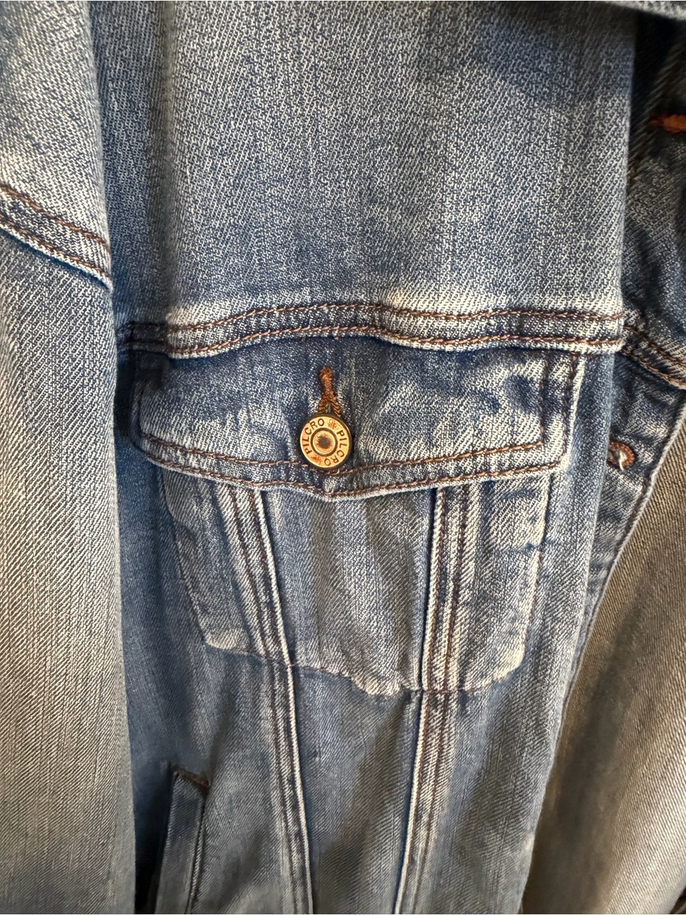 Pilcro Oversize Light Blue Denim Jacket - Women - Picture 3 of 4